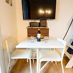 Duplex Pour Famille 4 Personnes, 100m, Tv 4k Apartman *