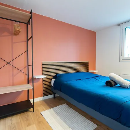 Duplex Pour Famille 4 Personnes, 100m, Tv 4k 아파트 *