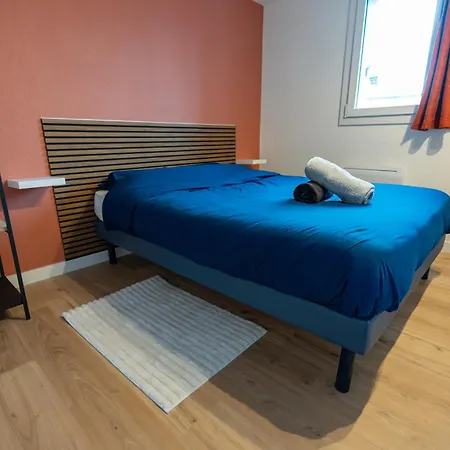 Duplex Pour Famille 4 Personnes, 100m, Tv 4k 생 질 크루아 드 비