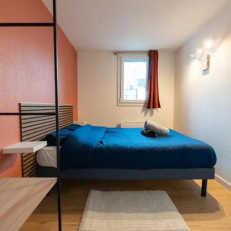 Duplex Pour Famille 4 Personnes, 100m, Tv 4k 생 질 크루아 드 비